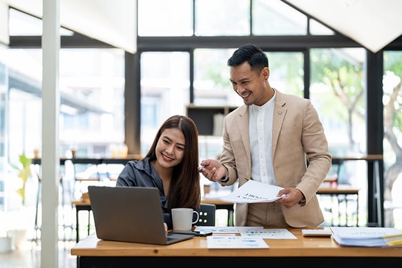 C-Como-conseguir-clientes-en-internet-de-forma-mas-eficiente