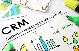 como-utilizar-un-crm-en-marketing-para-mejorar-el-roi-de-la-campana