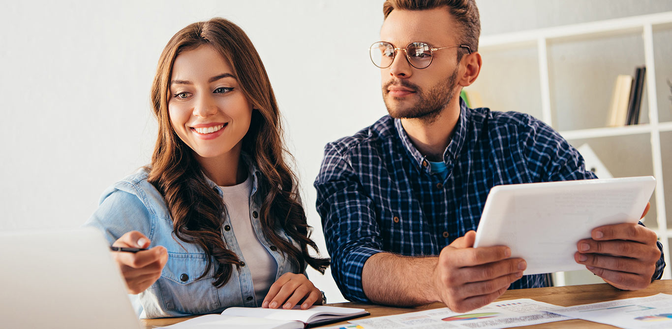 que-busca-un-lead-b2b-en-su-primera-visita-elementos-de-una-pagina-web-que-si-influyen